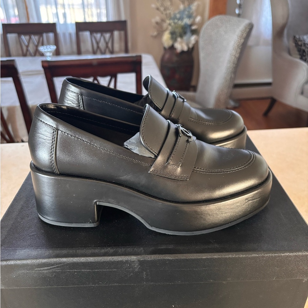 CHANEL Black Leather Men's Penny Loafers with Signature CC - Picture 4 of 6